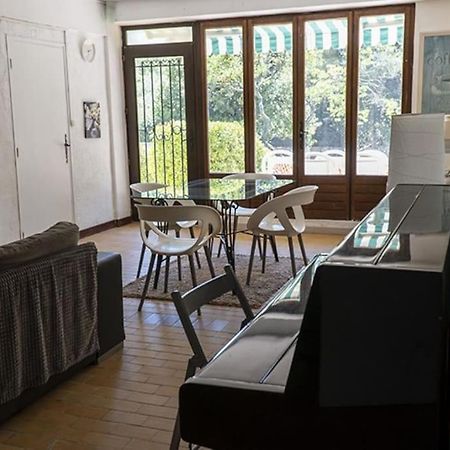 Charmant Rez De Villa Climatise Renove, 90M2 Avec Parking Cassis Exterior foto