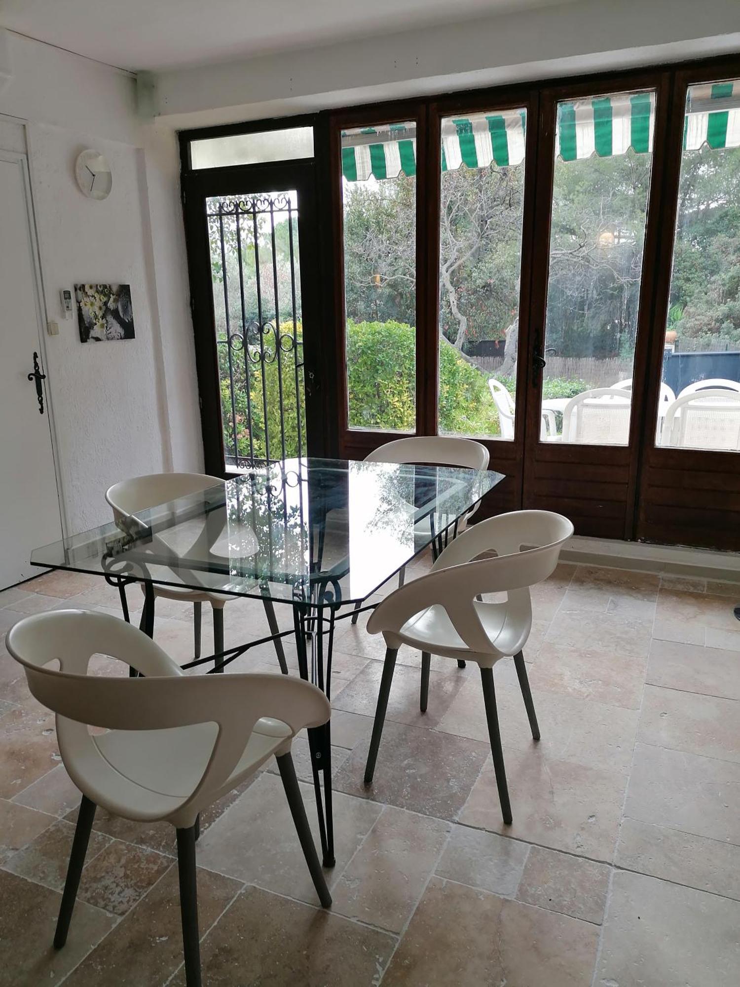 Charmant Rez De Villa Climatise Renove, 90M2 Avec Parking Cassis Exterior foto